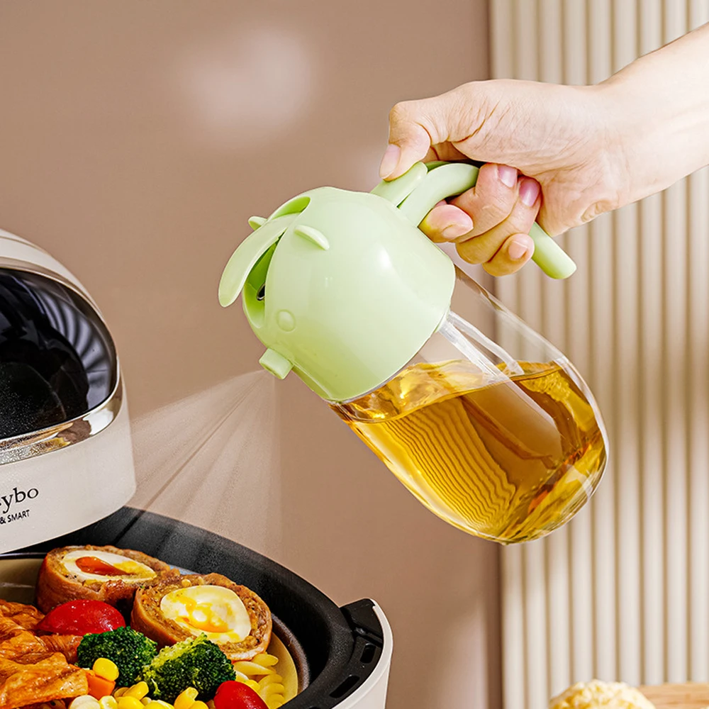 2 in 1 Oil Spray Bottle Olive Oil Dispenser Automatically Opening and Closing Gravy Boats Grill Sprayer BBQ Kitchen Tool 580ML