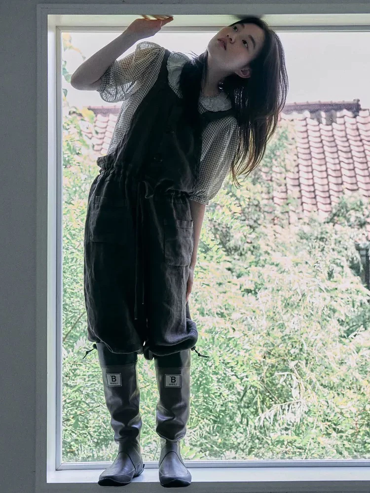 ชุดเอี๊ยมผ้าลินินสีพื้น Viaplain สำหรับผู้หญิง รุ่นใหม่ประจำฤดูใบไม้ร่วง สไตล์วินเทจ ผ้าพลิ้ว ทรงหลวม สายผูกเอว กางเกงขายาวเอวสูงทรงขากว้าง