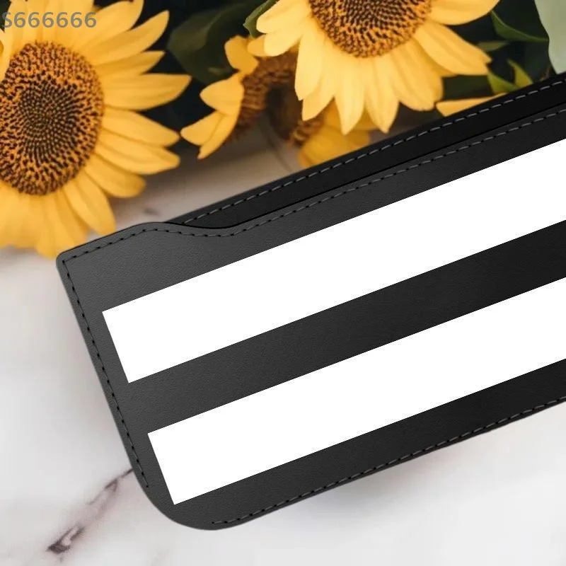 

Superior Imitation Leather Car Seat Organizer - Storage Compartment, Litter Bin, and Handset Holder for Automotive Organization