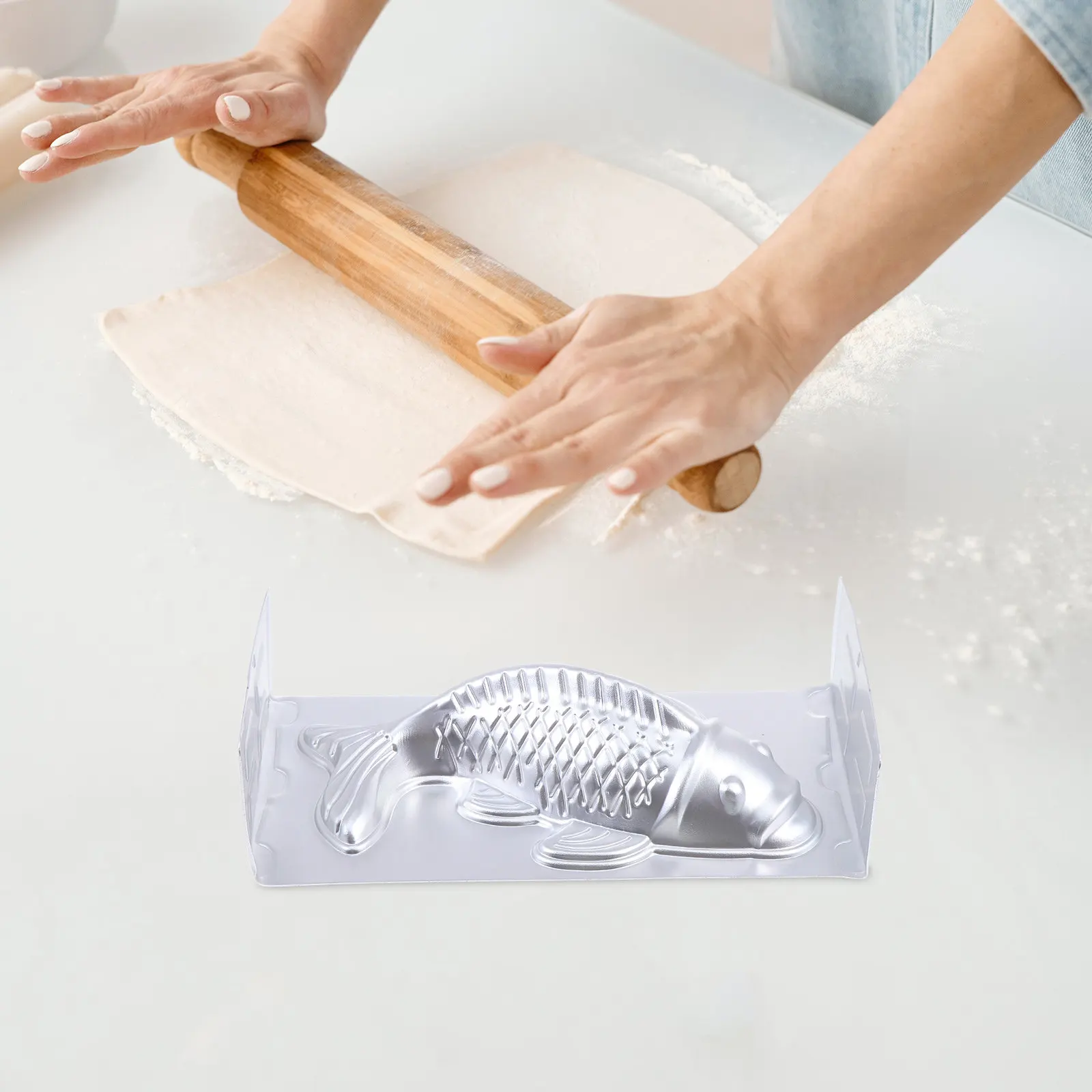 1Pcs Aluminum Carp-Shaped Rice Cake Mold Food-Grade Baking Tool for Desserts Puddings Jellies Biscuits 3D Pattern Exquisite Fish