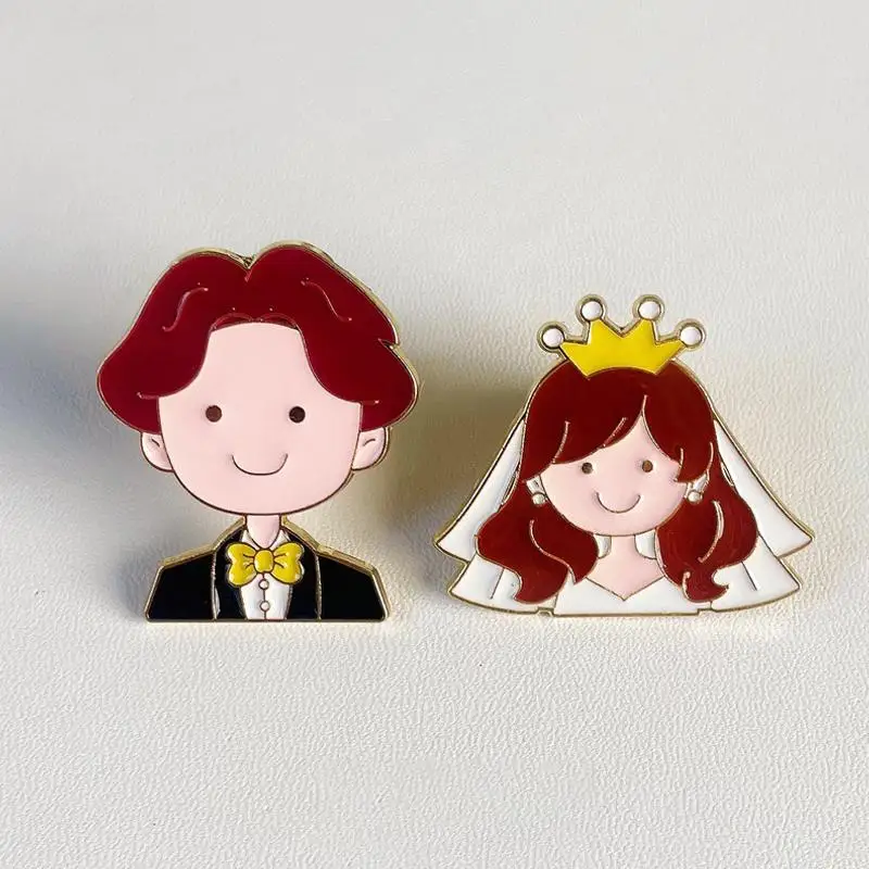 1pcs Red Heart Brooch Resin Lapel Pin Badge Collar Pins For Clothes Bags Hats Valentine Day Jewelry Gifts