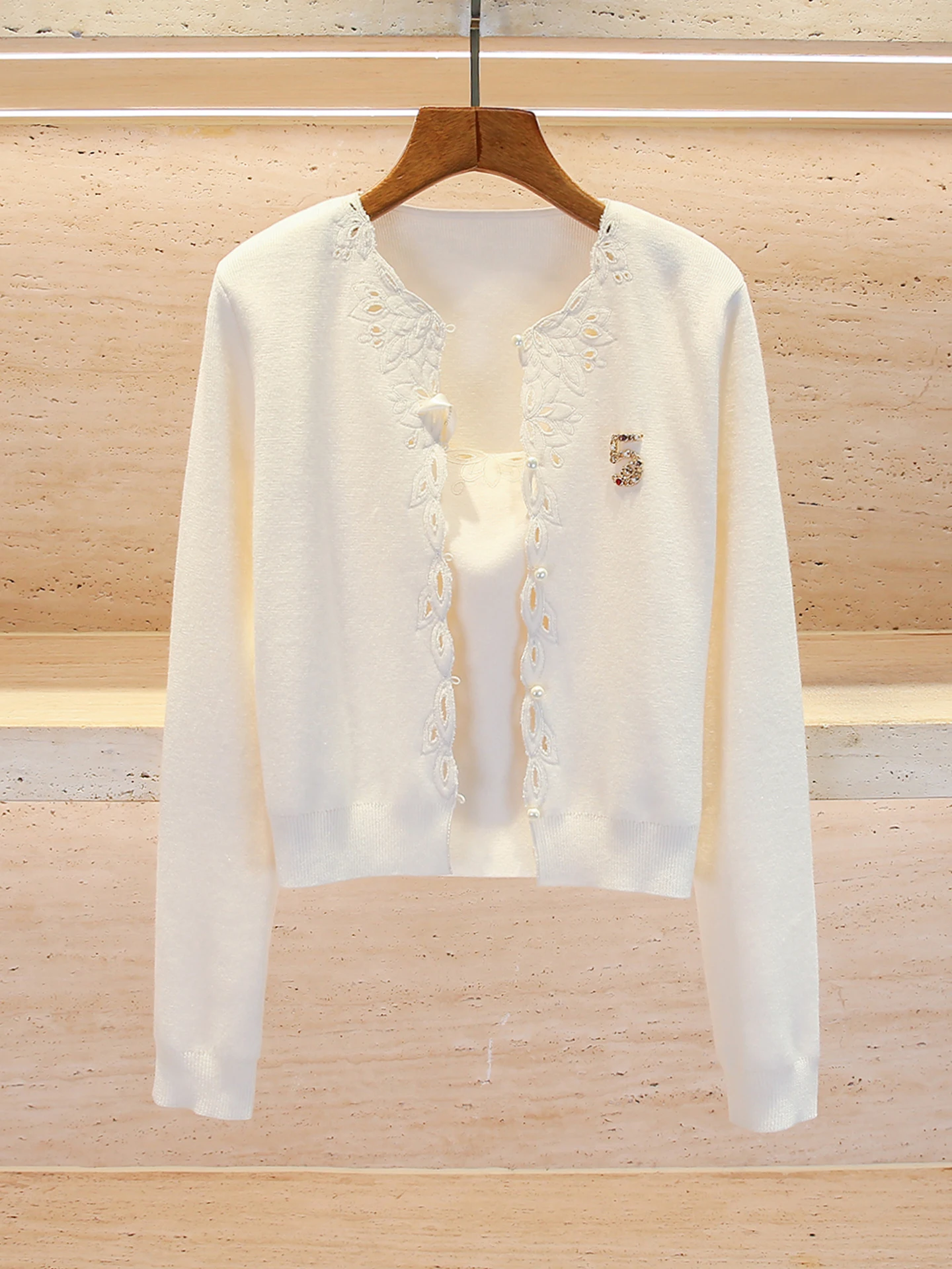 

Ele Embroidered Hollow out Knitted Sweater Cardigan Outerwear for Women South Oil High End Faion Autumn Winter Collection