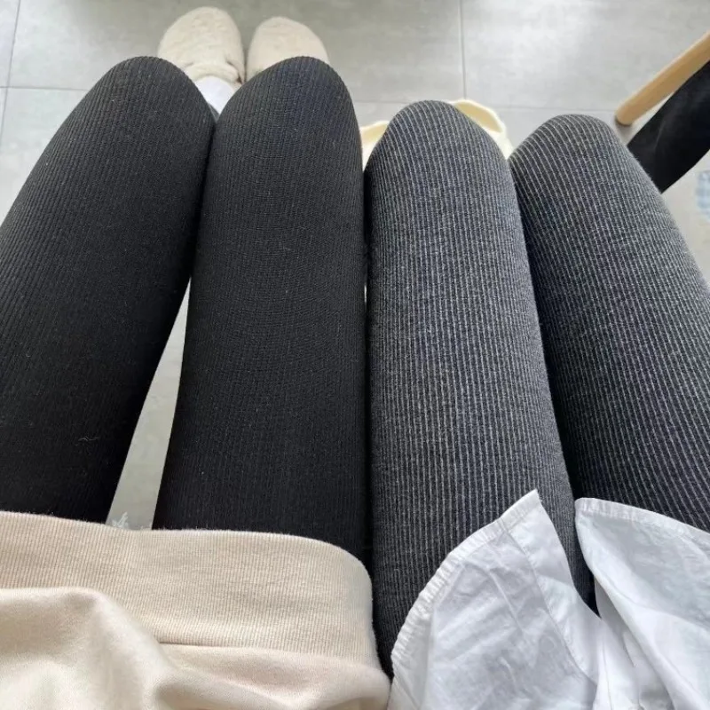 New Winter Thermal Thicken Leggings Women Korean Fashion HighStretch Warm Velvet Pantyhose Striped Slim Tights Hip-lifting Pants