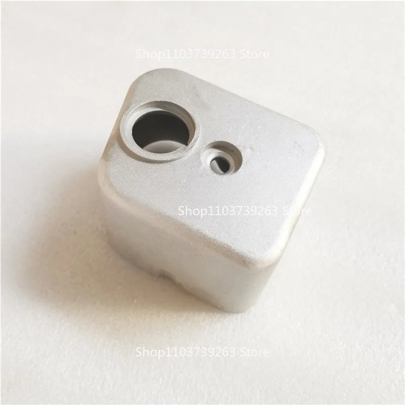 Suitable for Cummins Engine 3960373 39284056BT Euro 2 Valve Chamber Cover