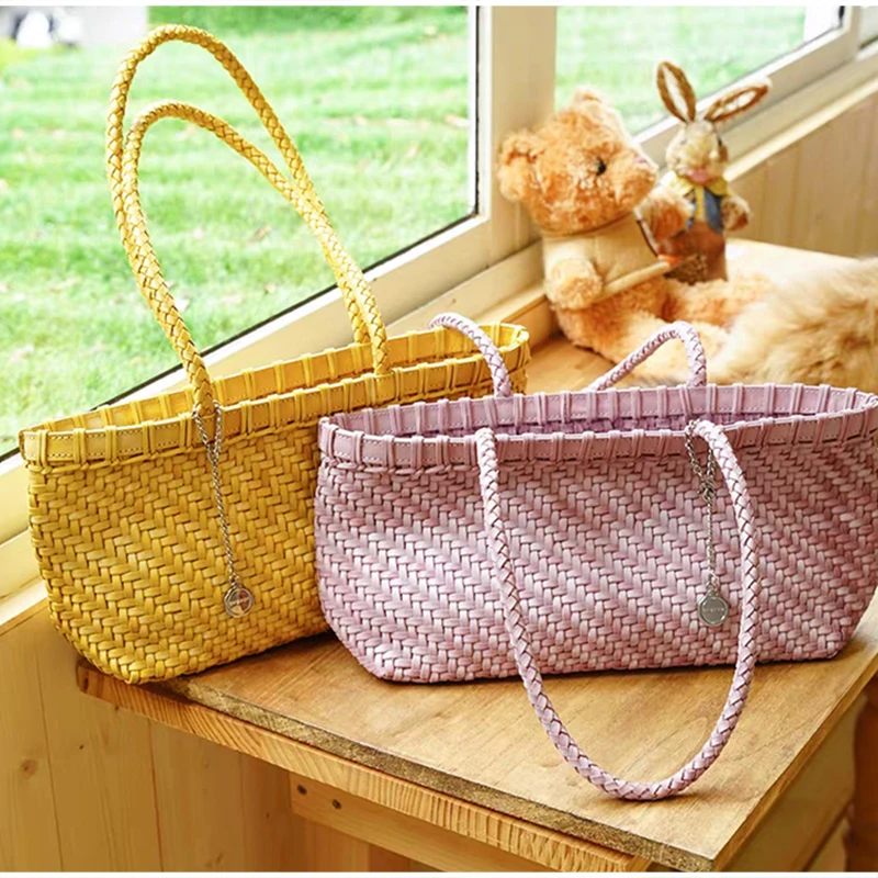 Koreanisches Nischendesign: Geflochtener Marktkorb als Schultertasche, vielseitige Damenhandtasche mit Canvas-Innentasche, Sommer-Strohtasche – Detail 7