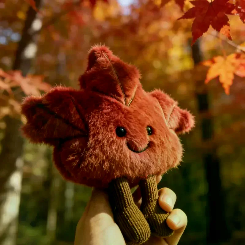1Pcs Bag Pendant Cute Maple Leaf Doll Plush Keychain Toy Gift For Autumn Soft Stuffed Animal Collectible Toys