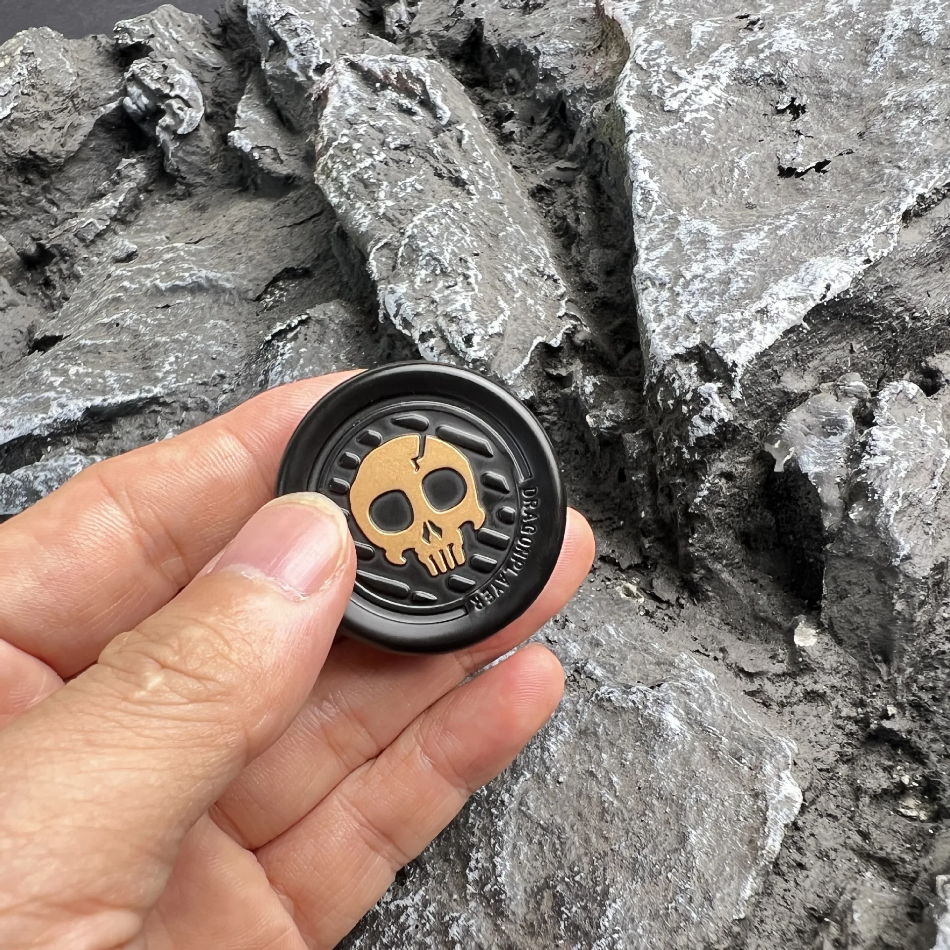 Skull Coin Metal Fidget Toys Adults Haptic Toy Fidget Push Slider Stress Anxiety Relief Toys Clicks To Prevent Alzheimer's