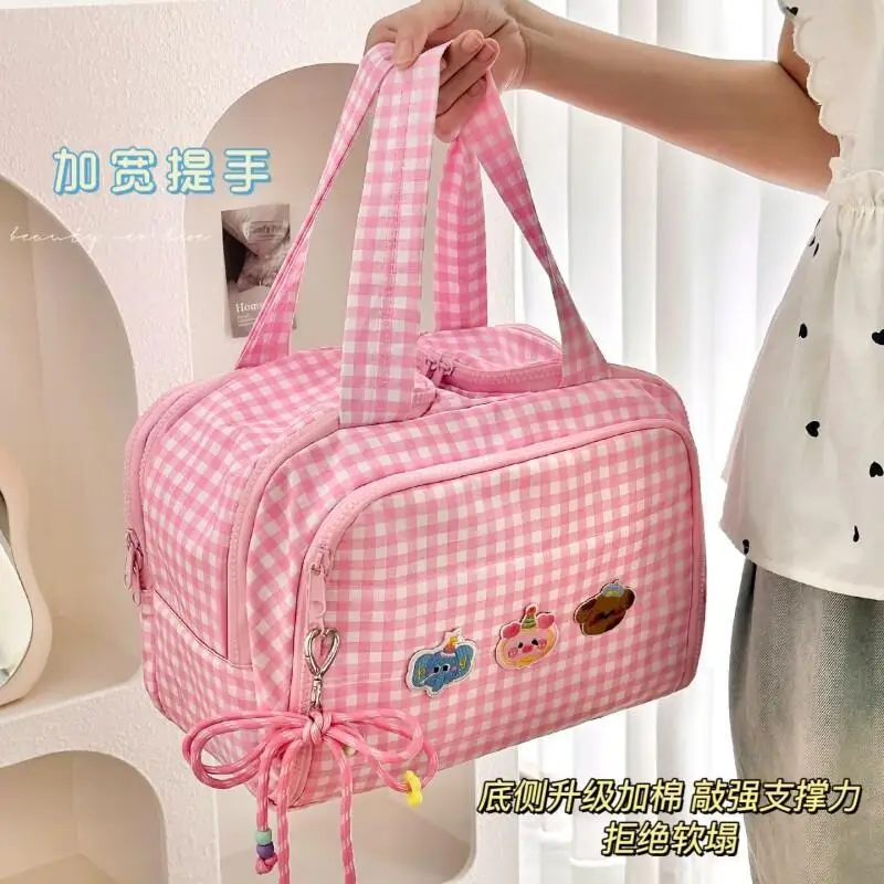 

Fashion New Storage Bag Travel Bag Makeup And Toiletries Bag Durable Material For Women Travel Cute Portable Large Capacity