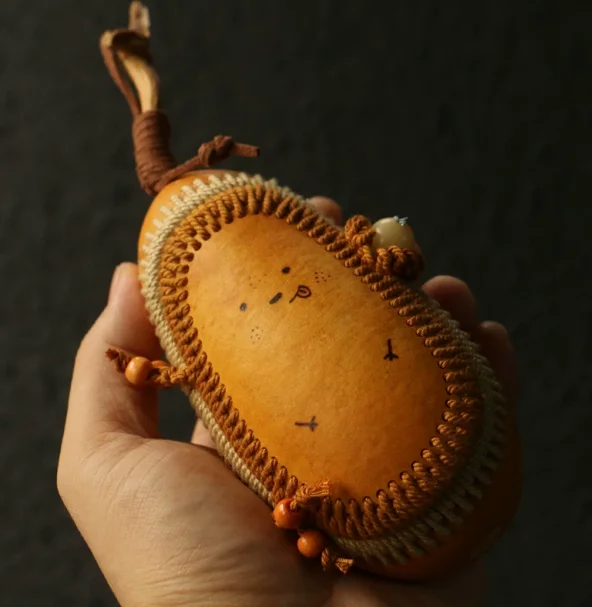 More than ten years old gourd pure handmade  production Wenwan bracelet storage bag