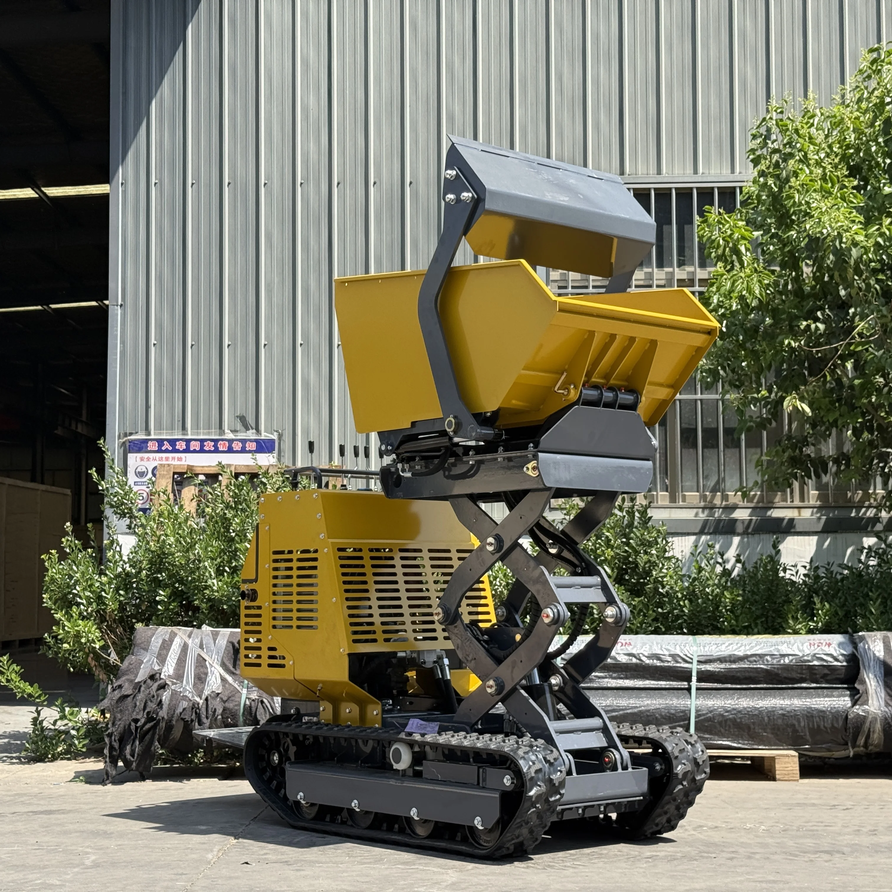 1Ton Electric Mini Tracked Dumper Remote Control Crawler Mini Tipper Self Propelled Design For Orchard Vineyard Hillside Hauling