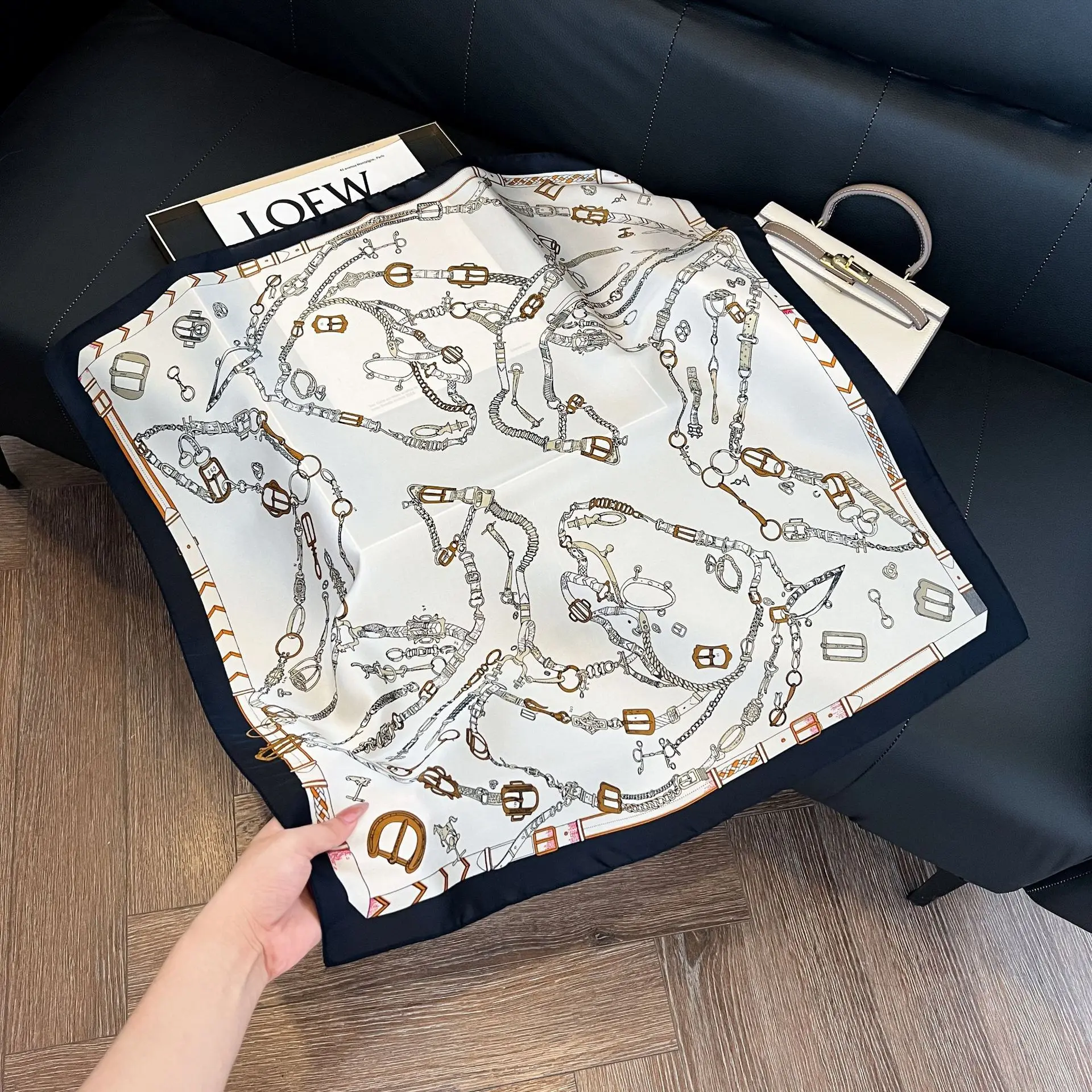 Syal Persegi Kecil Motif Ranta - Scarf Silk Square ulasan dan harga