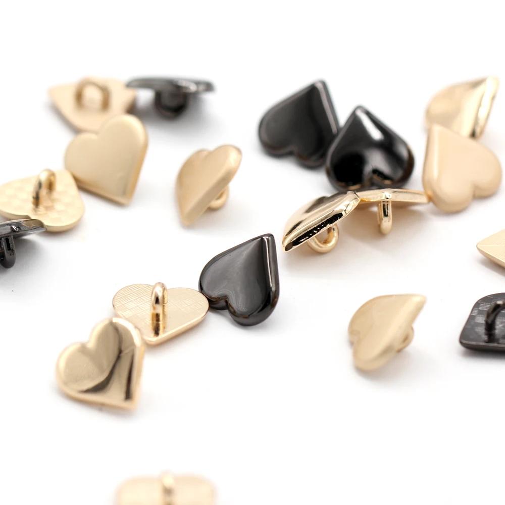 HENGC 11mm Vintage Heart Metal Shank Buttons For Needlework Retro Shirt Blouse Dress High Quality Mini Sewing Accessories