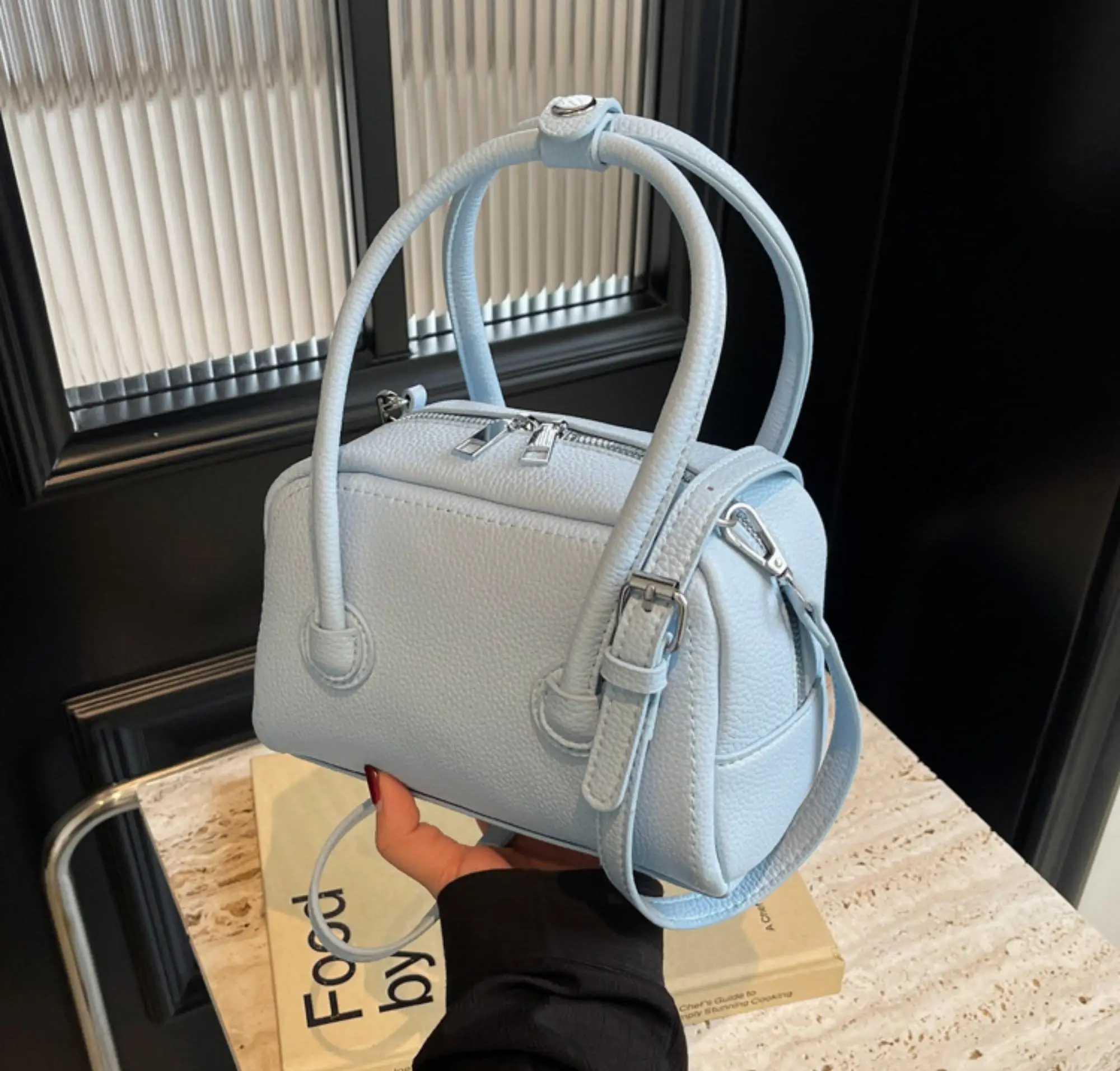 

Handheld bowling bag 2024 new trendy cherry blossom pink small square bag crossbody commuting bag