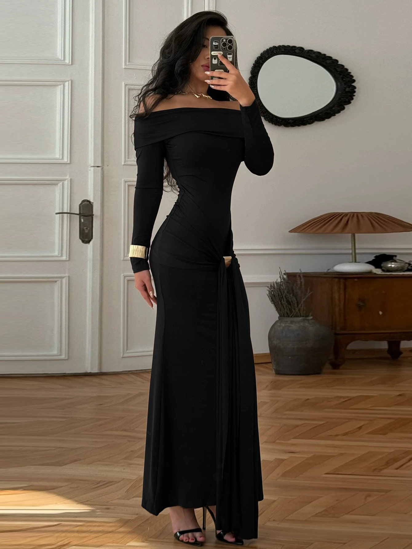 Dulzura الخريف موضة قبالة الكتف كم طويل عارية الذراعين Ruched الشريط فستان طويل المرأة مثير فستان أنيق ملابس الحفلات والنوادي