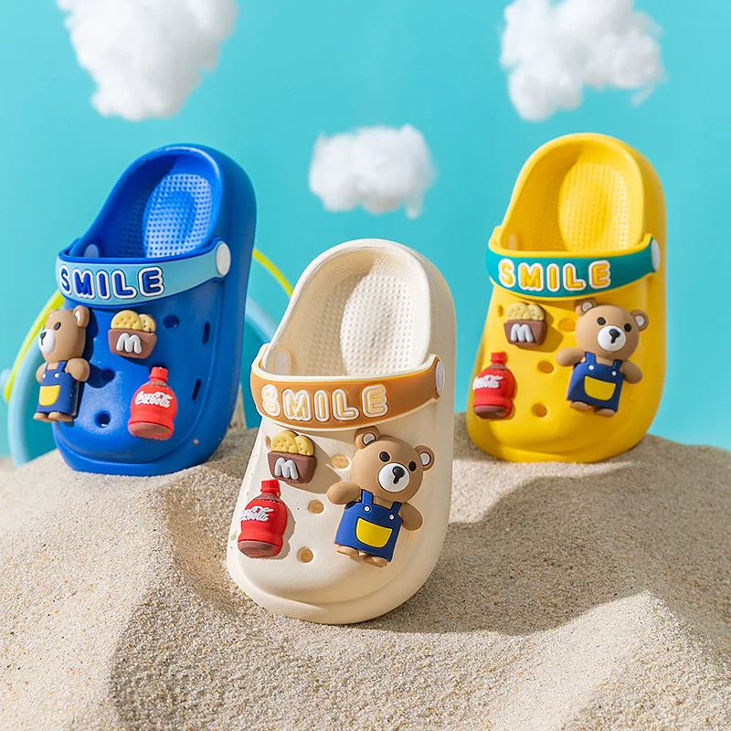 

Summer Kids' Garden Clogs Shoes Boys & Girls Beach Sandal Kids Lightweight Breathable Cute Capybara Slip On Baby Slippers