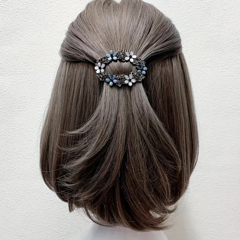 

1Pc Retro Carved Rhinestone Hair Clip with Elegant Luxurious Design,retro Exquisite Design,highquality Texture,stable Grip