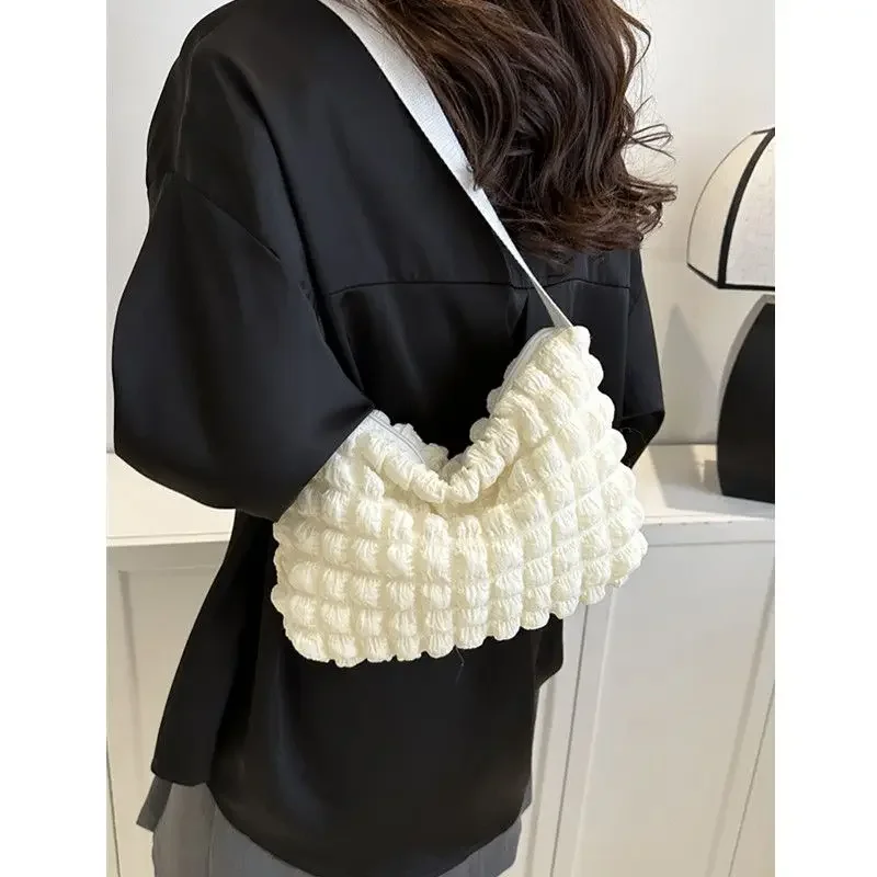 

Foufurieux Cloud Bubble Bag Women's Niche Design Folds Large Capacity Commuting Bucket Single Shoulder Armpit Bags Fanny Pack