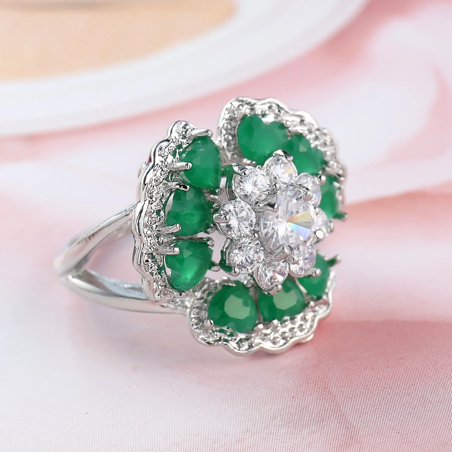 SODROV Vintage Green Zircon Jewelry Flower Shape Rings for Women