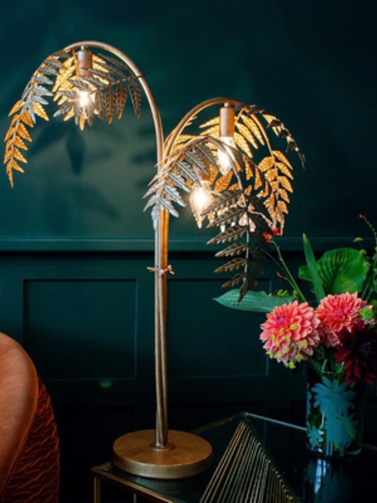 Modern LED Iron Palm Leaf Sofa Floor Light Living Dining Room Table lamp Home Decor Hanging Light Luster Fixtures