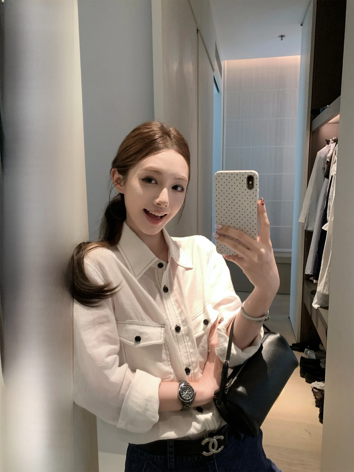 

Льняная рубашка свободного кроя Chestnut a Bankelili Paris Holiday, 100% лен, дышащая, с контрастными цветовыми блоками, V-образным вырезом и длинными рукавами