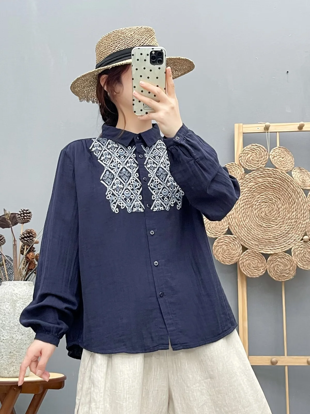 قميص نسائي قطني مطرز عرقي لعام 2026 قميص عتيق من غزل القطن الخالص أزرق أحمر رمادي أبيض قميص نسائي بقاعدة ربيعية #2