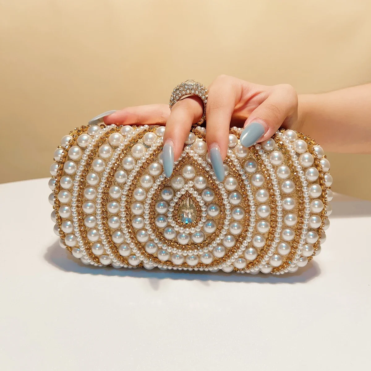 

Pearl Vintage Style Glitter Rhinestones Evening Bags Finger Ring Diamonds Party Wedding Prom Dinner Cocktail Clutch Bag For Lady