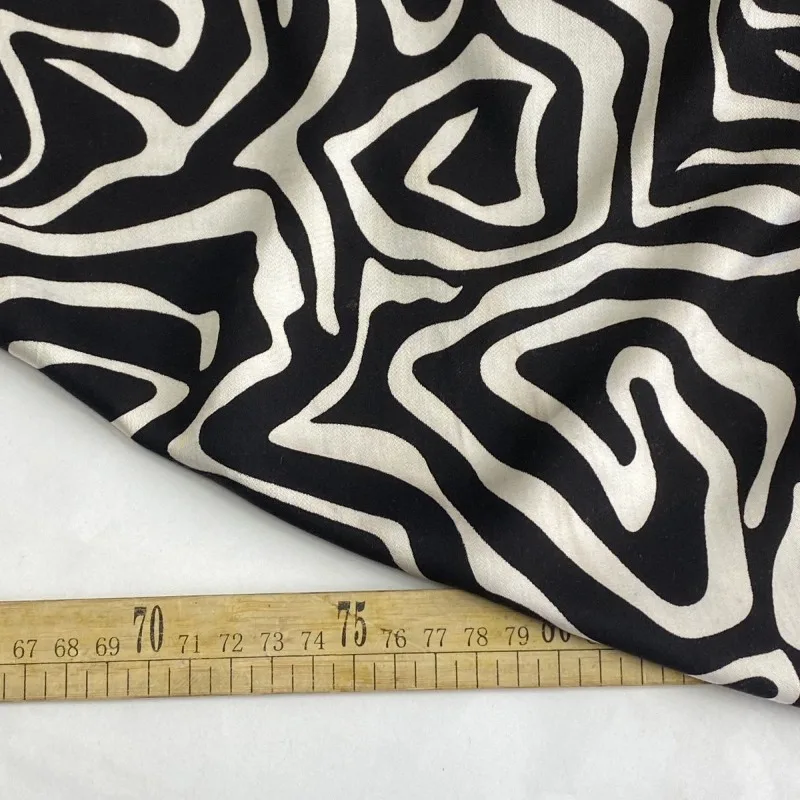 Black White Zebra Stripe 80S Silk Cotton Satin Fabric Summer Dress Elegant Luxurious Women's Fashion Breathable Party Wear view 5