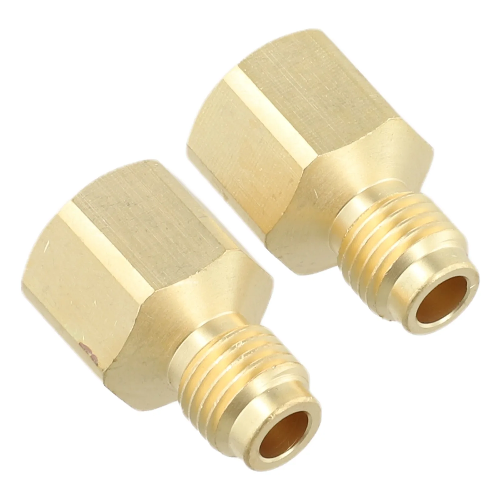 Automotive R410 Quick Coupling Adapter 14 for sae to 516 for sae Brass Adapter with Aging Properties and Secure Valve Drive