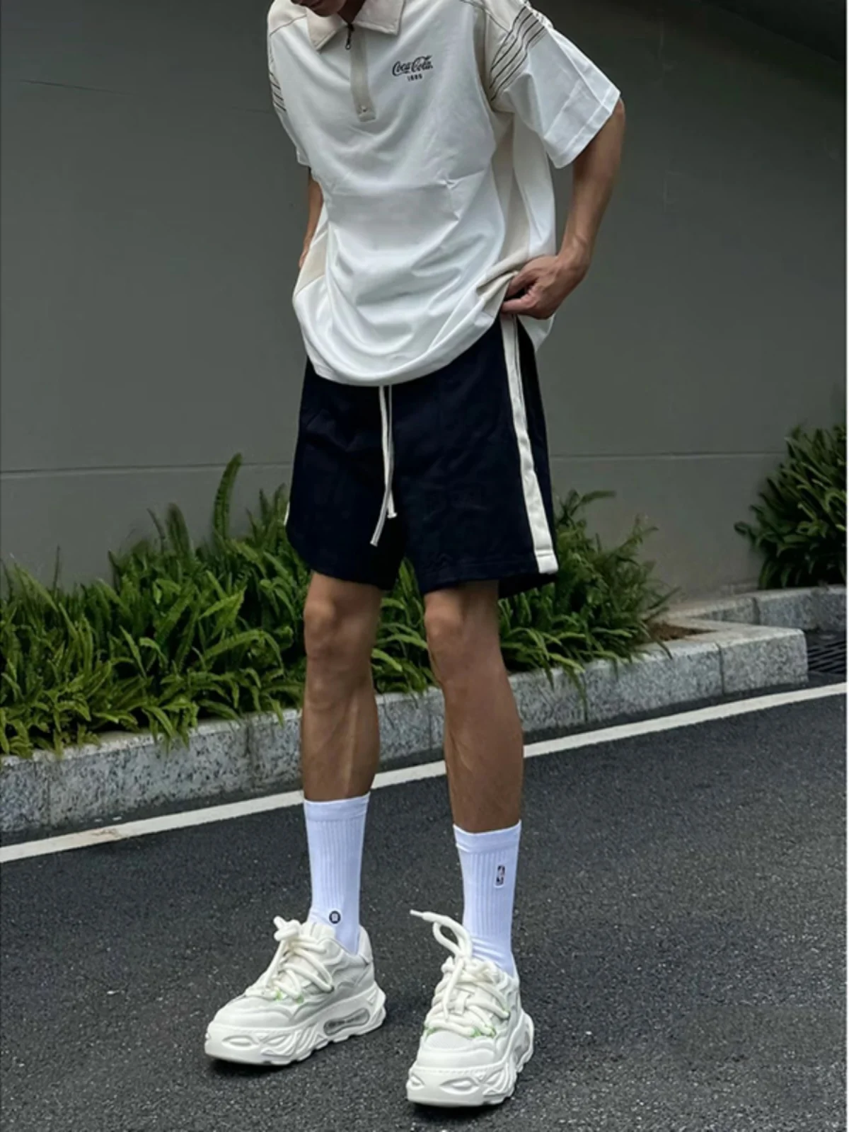 American Stripe Sports Shorts Men Summer High Street Vibe Heavyweight Basketball Casual Five-Quarter Length Straight Leg Pants
