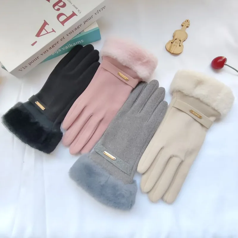 قفازات نسائية مخملية جديدة ذات فم معدني مخملي شتوي مقاوم للرياح ودافئ تعمل باللمس
