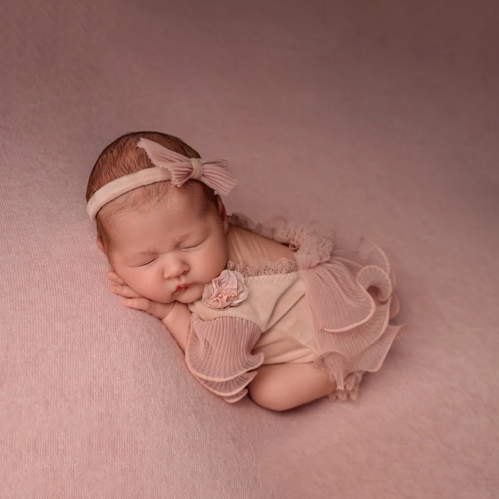 newborn-photography-props-baby-girl-ruffle-sleeve-romper-flower-bodice-bow-headband-infant-photo-shoot-outfit-newborn-prop