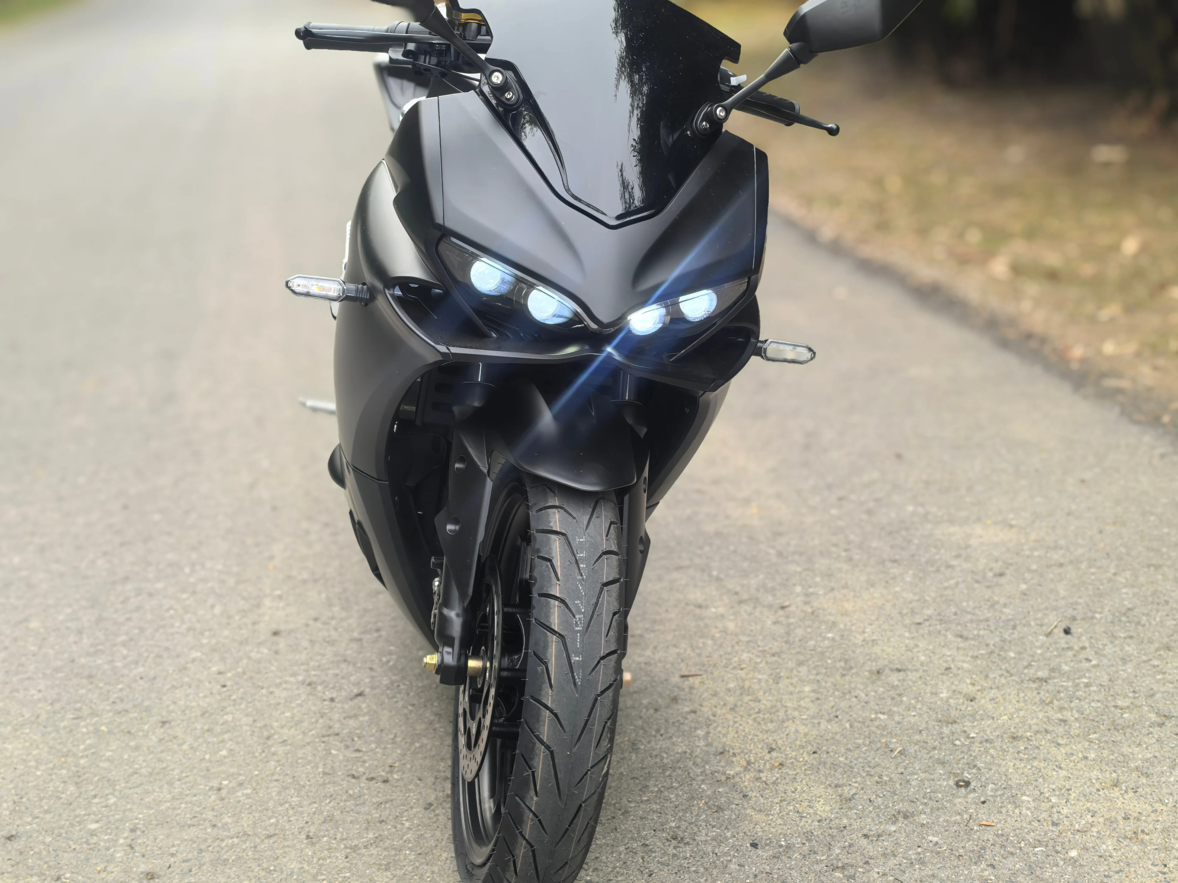 STLF Electric Racing Motorcycle Lithium Battery Super Long Range for Travel