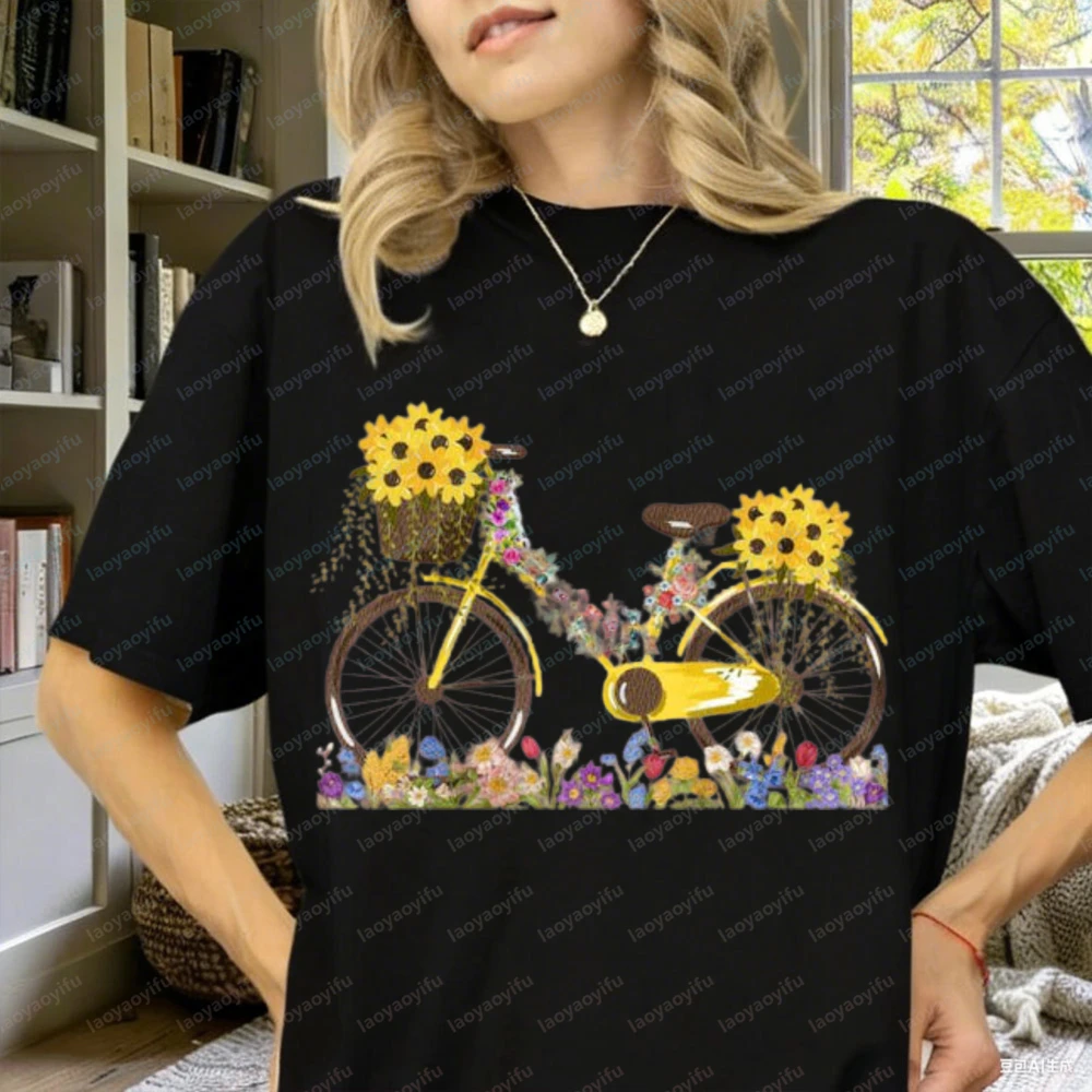 Floral Bicycle T-Shirt  Sunflower & Wildflower Graphic Tee Cute Garden Nature Shirt for Women Summer Botanical Gift Tops Y2k Top