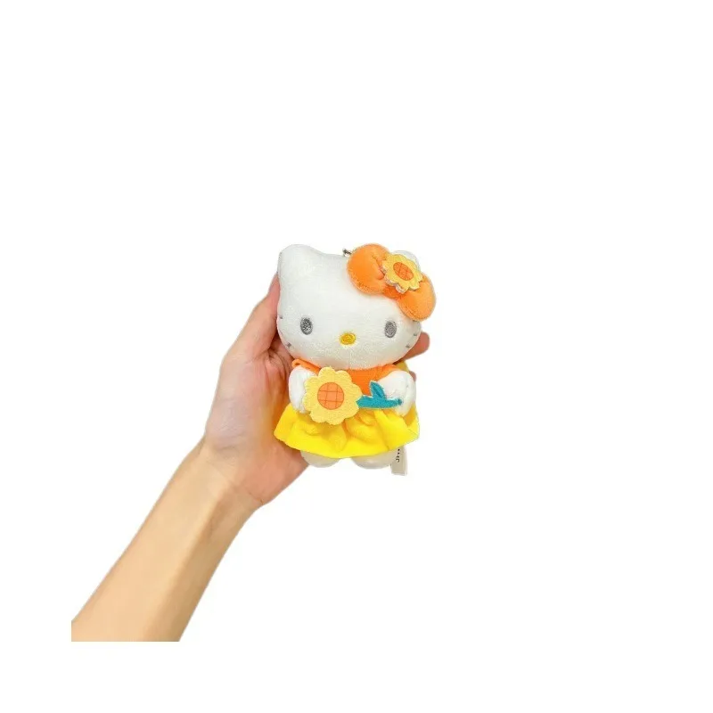 2025年新作 かわいいハローキティ ひまわりぬいぐるみ 日本サンリオ漫画 バックパックペンダントキーホルダー 子供の誕生日プレゼント