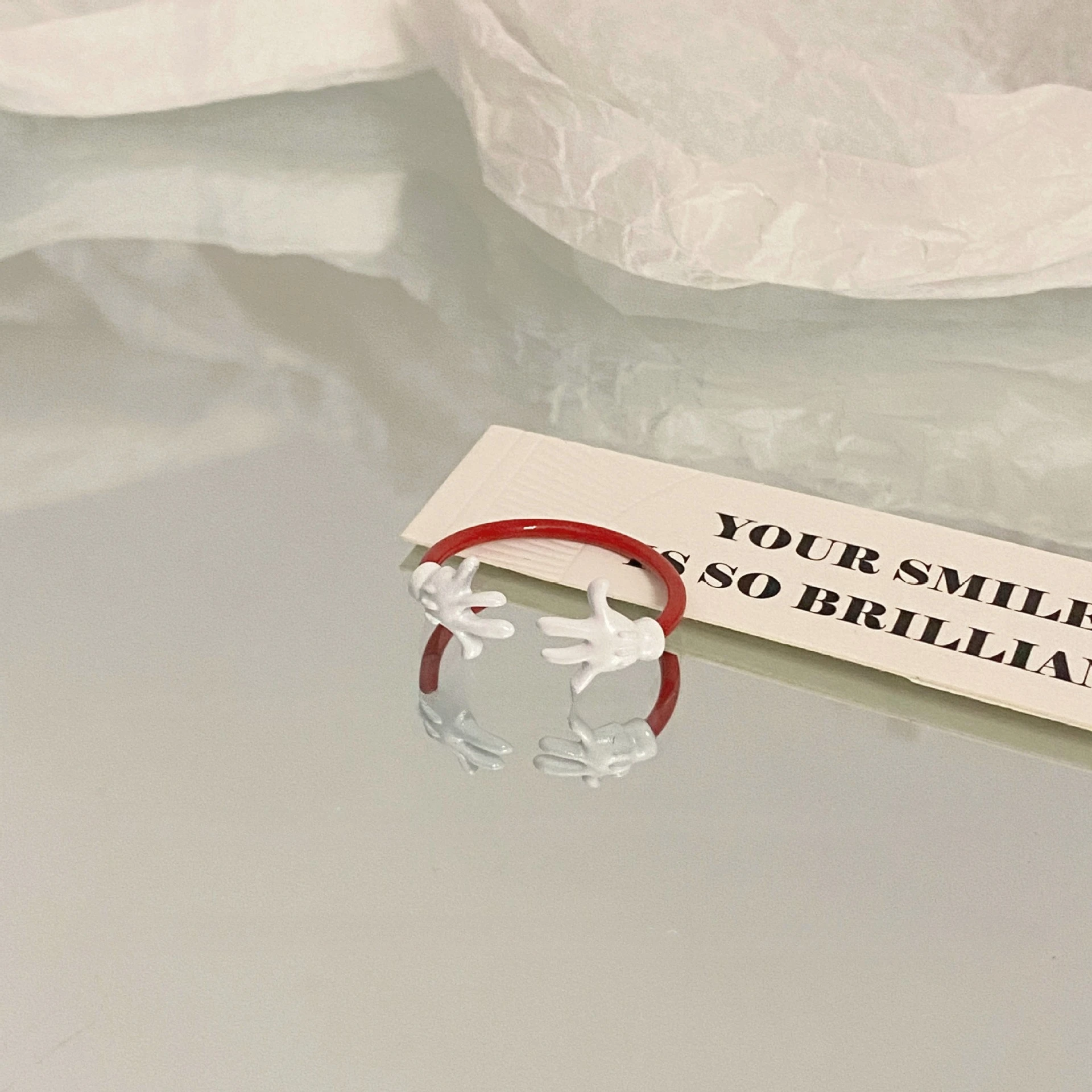 Anillo de Mickey de dibujos animados de libro rojo de Disney, diseño de nicho, estilo exquisito, anillo de joyería Evergrande con forma de corazón para chica