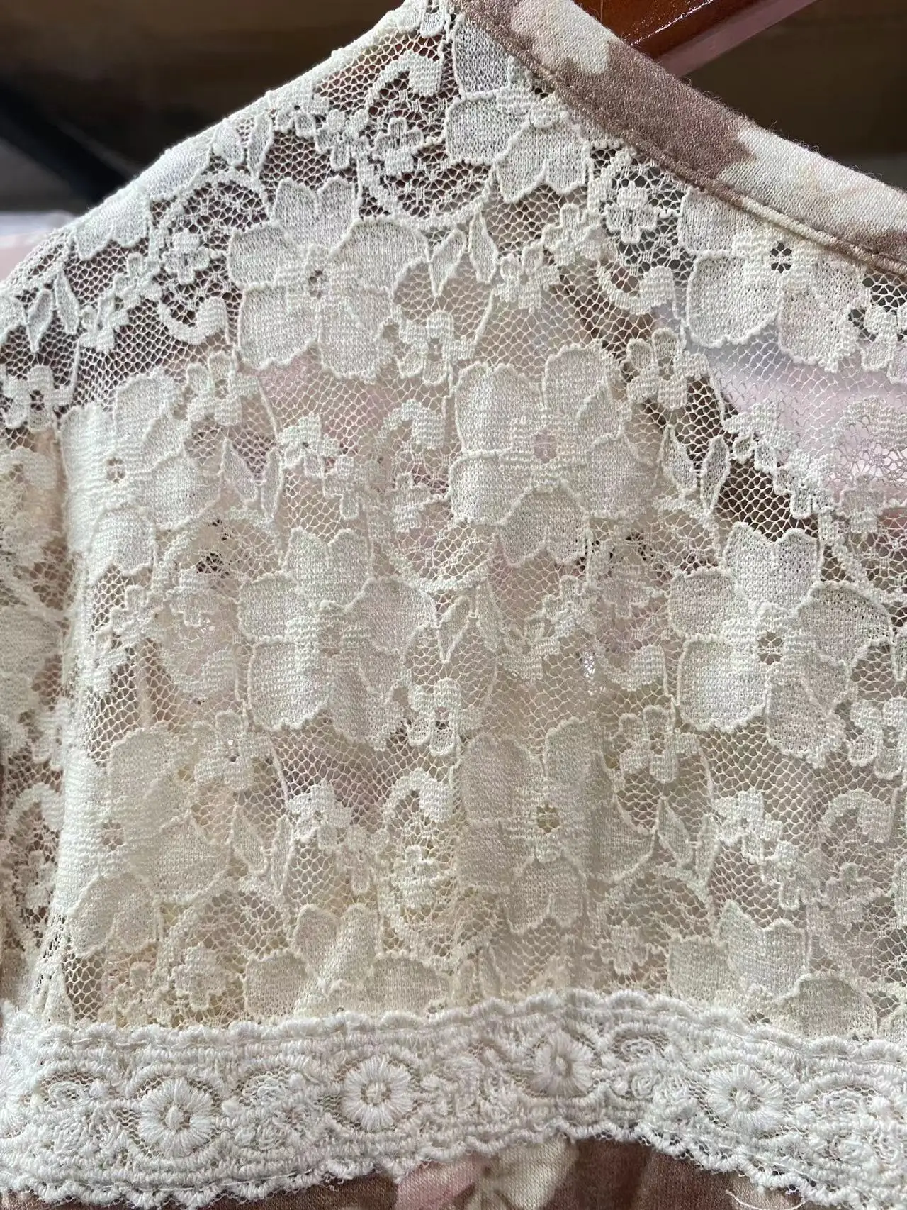 مبيعات اليابان ليز ليزا القطن محبوك الأزهار المطبوعة بلوزة الدانتيل شبكة البلوز قمصان قصيرة الأكمام #4