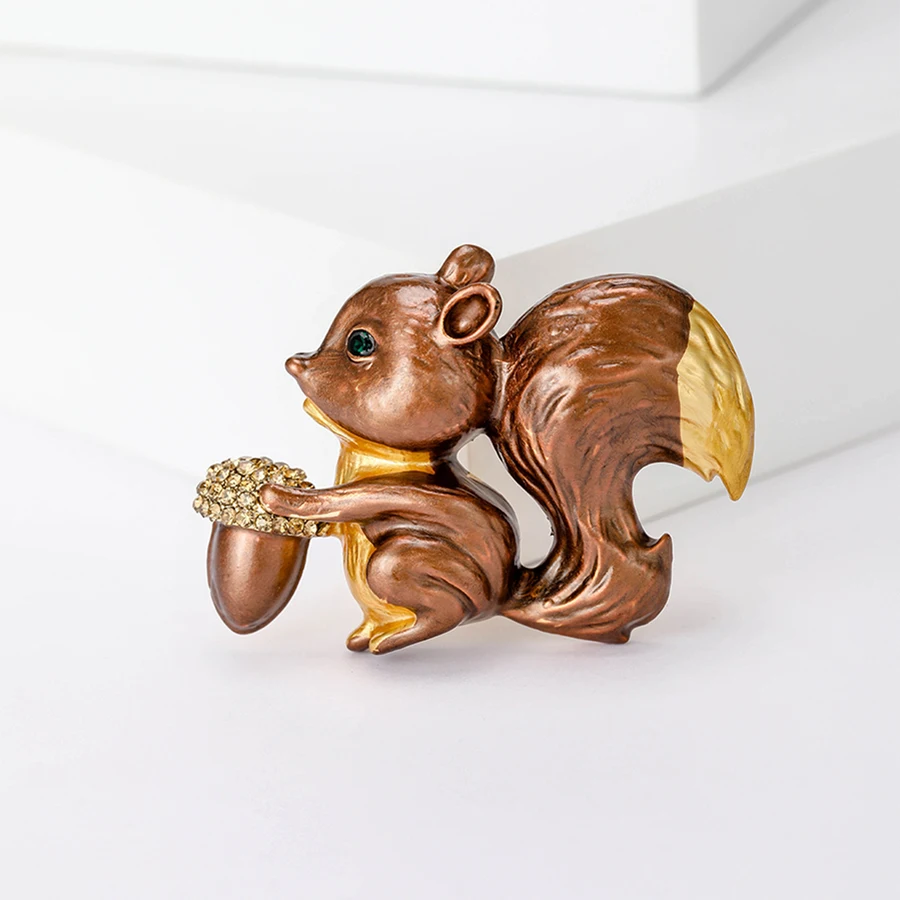 Cute Squirrel Brooches for Women Unisex Animal Pins Multi-color Available Casual Party Accessories Gifts