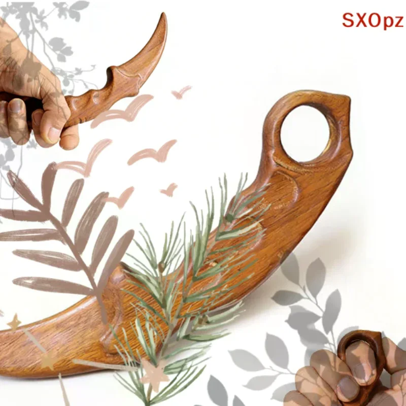 Golden Sandalwood Claw Knife, Wooden Toy Knife, Carved Ornament for Martial Arts Practice & Home Decoration