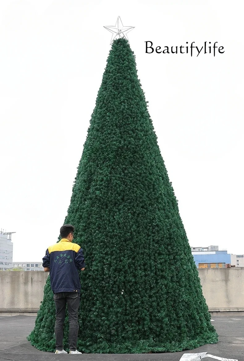 

Large Christmas tree outdoor frame bare tree shopping mall Christmas decoration scene arrangement