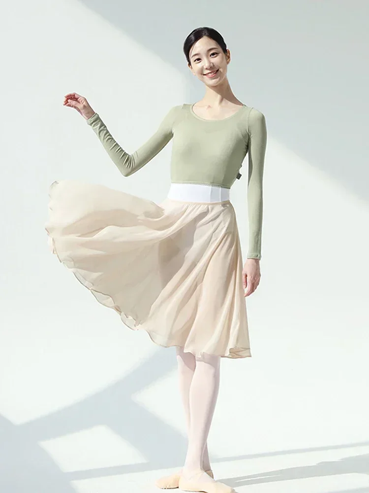 بدلة ممارسة الباليه بدلة الرقص بدلة الصالة الرياضية تنورة الشاش الإناث الكبار التدريب الأساسي الجسم تنورة الباليه الجوارب