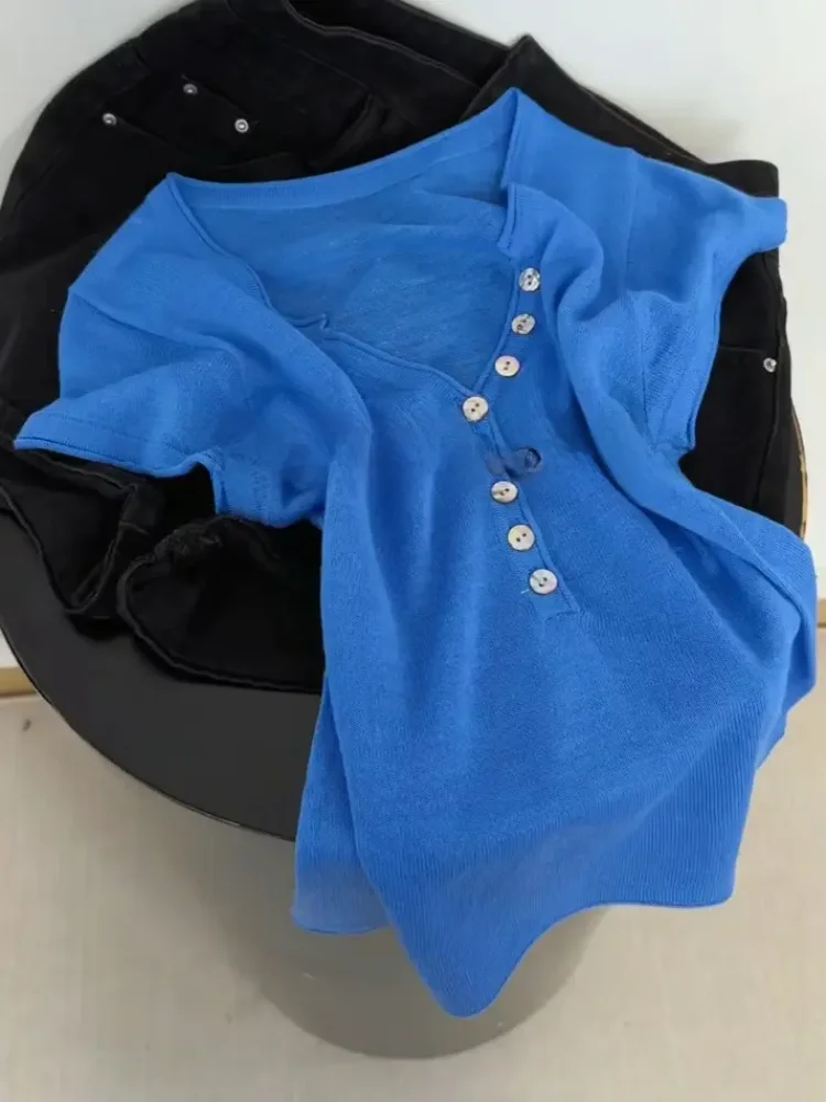 

Korean Style Button up V-Neck Short Sleeve Knit Top Women's Fashionable Anti-Aging Summer 2026 Trendy T-Shirt