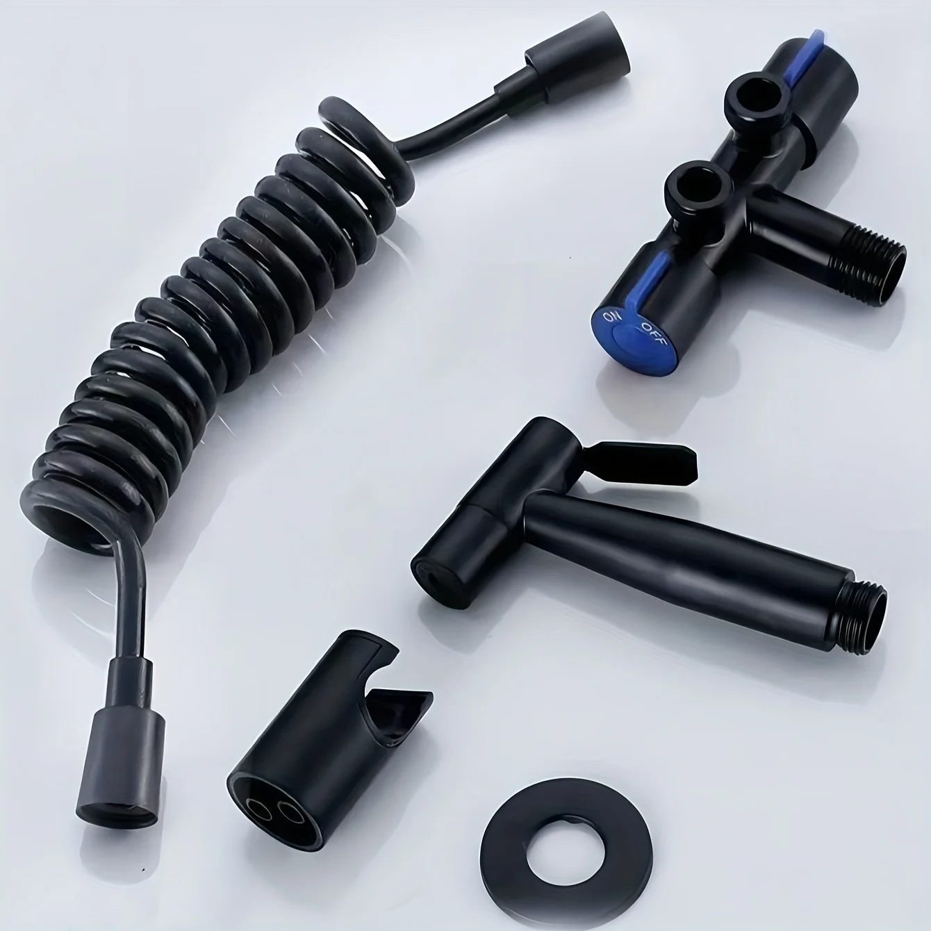 

Распылитель из нержавеющей стали 304, смеситель для унитаза, насадка высокого давления, для смывания и чистки унитазов и ванных комнат.