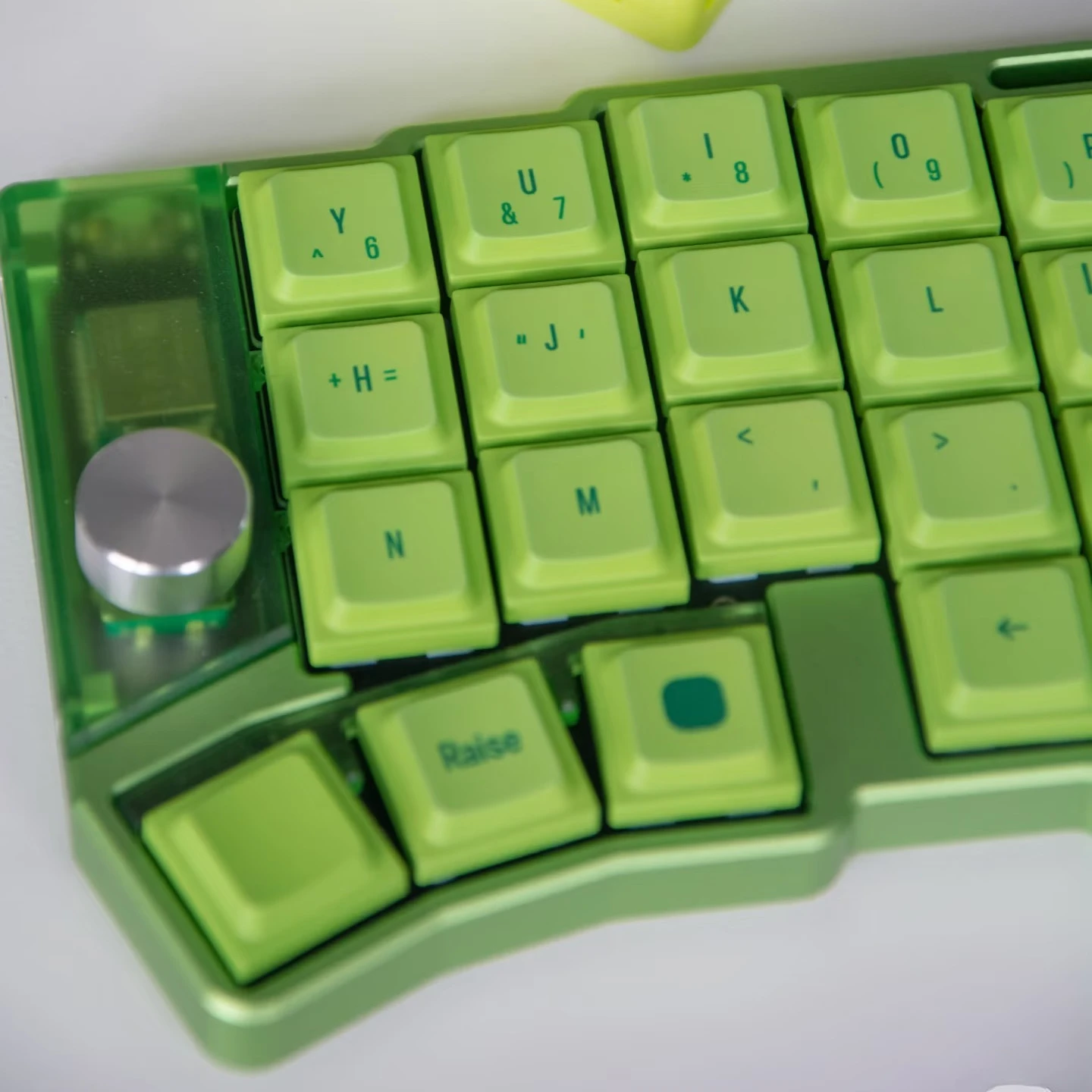 Cornix スプリットキーボード CNC アルミニウムケース デュアルモード