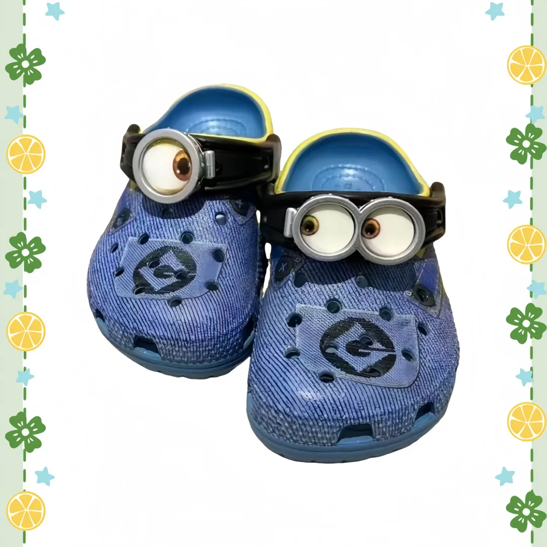 Minions Clogs Cute 3D Eyeglass Decor Eva Hole Shoes Boys Girls Cartoon Non-Slip Beach Slippers Summer Outdoor Closed Toe Sandals