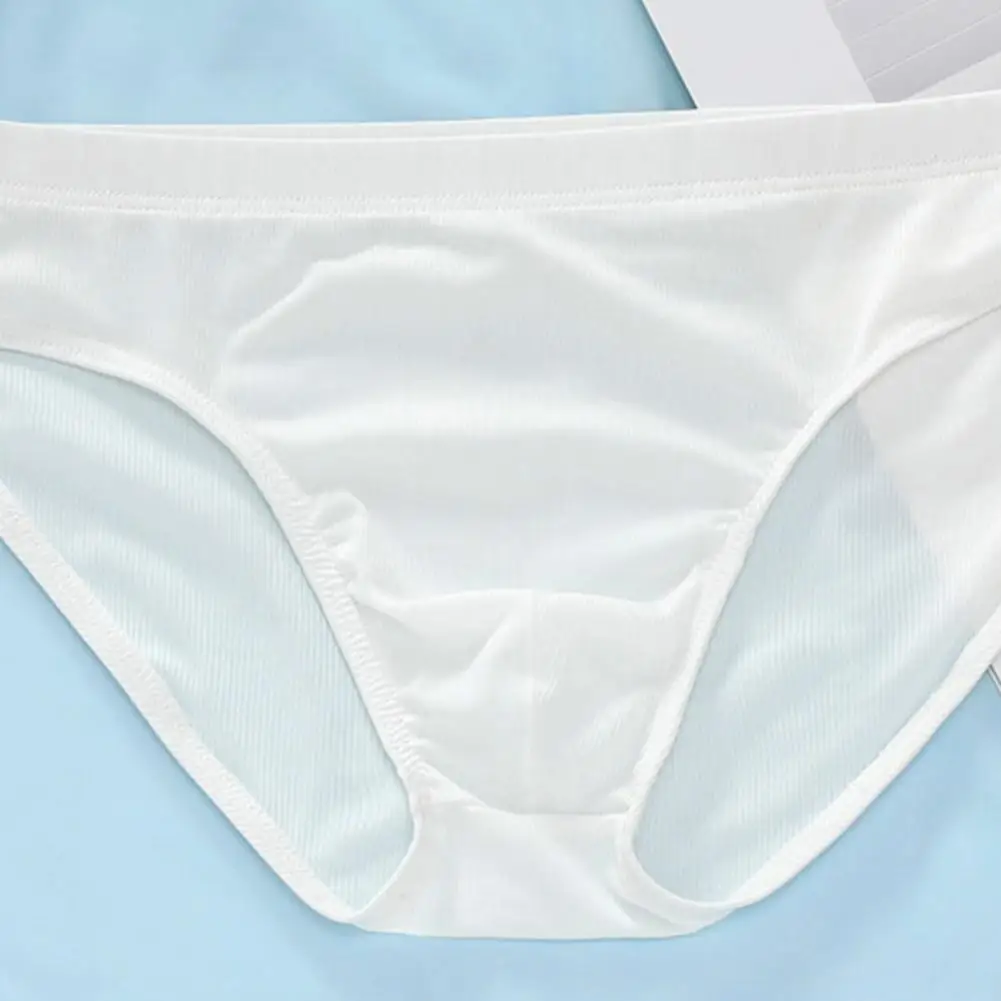 

2025 M-3XL Men Briefs Low-rise Elastic Waistband Ice Silk Briefs Solid Color Ice Silk Summer Thin Panties High Elastic Underwear