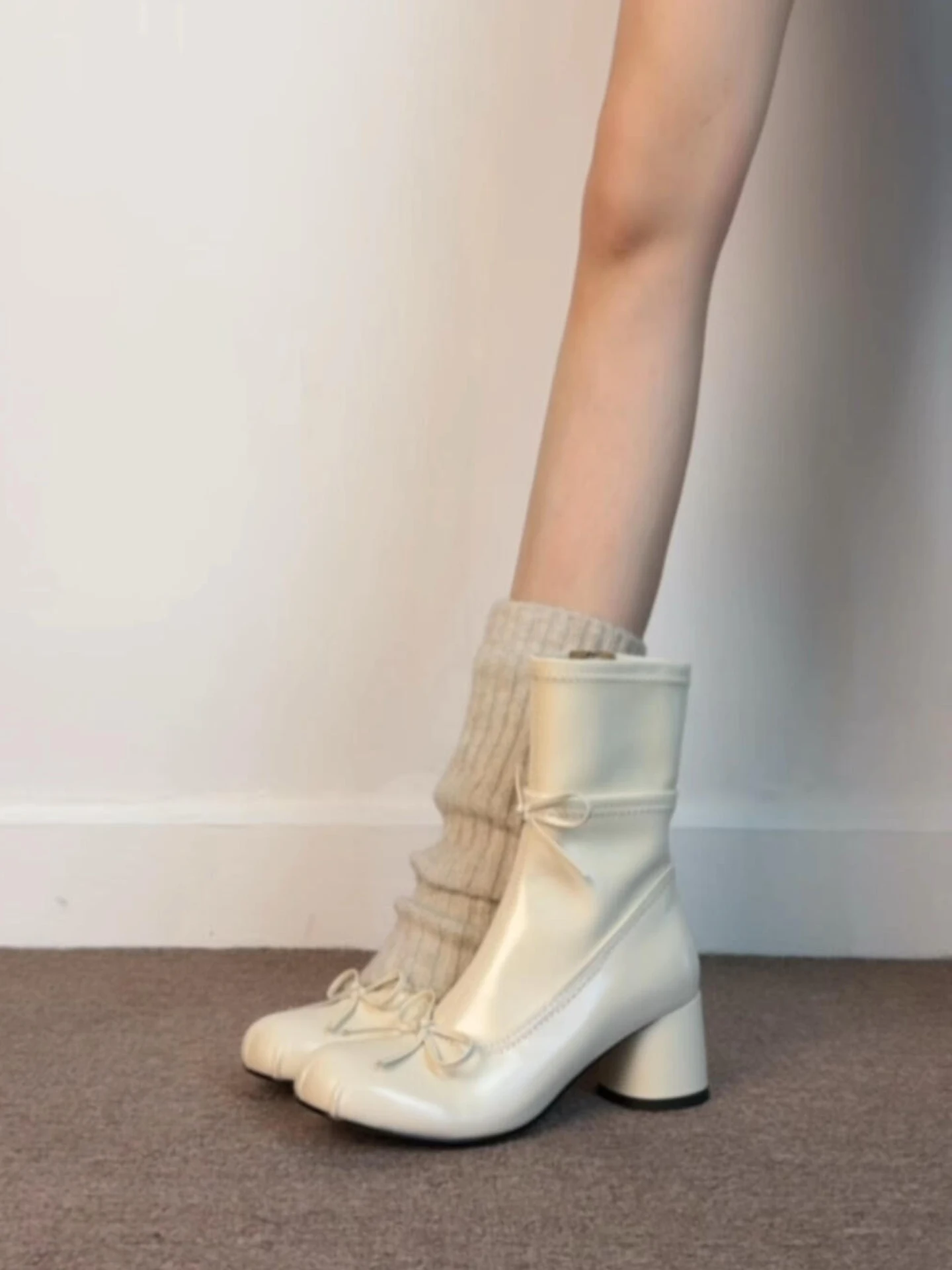ballet-sle-talon-epais-ort-bottes-femmes-faion-bottes-blanc-elastique-coupe-ajustee-fermeture-a-glissiere-bout-rond-caoutchouc-confortable