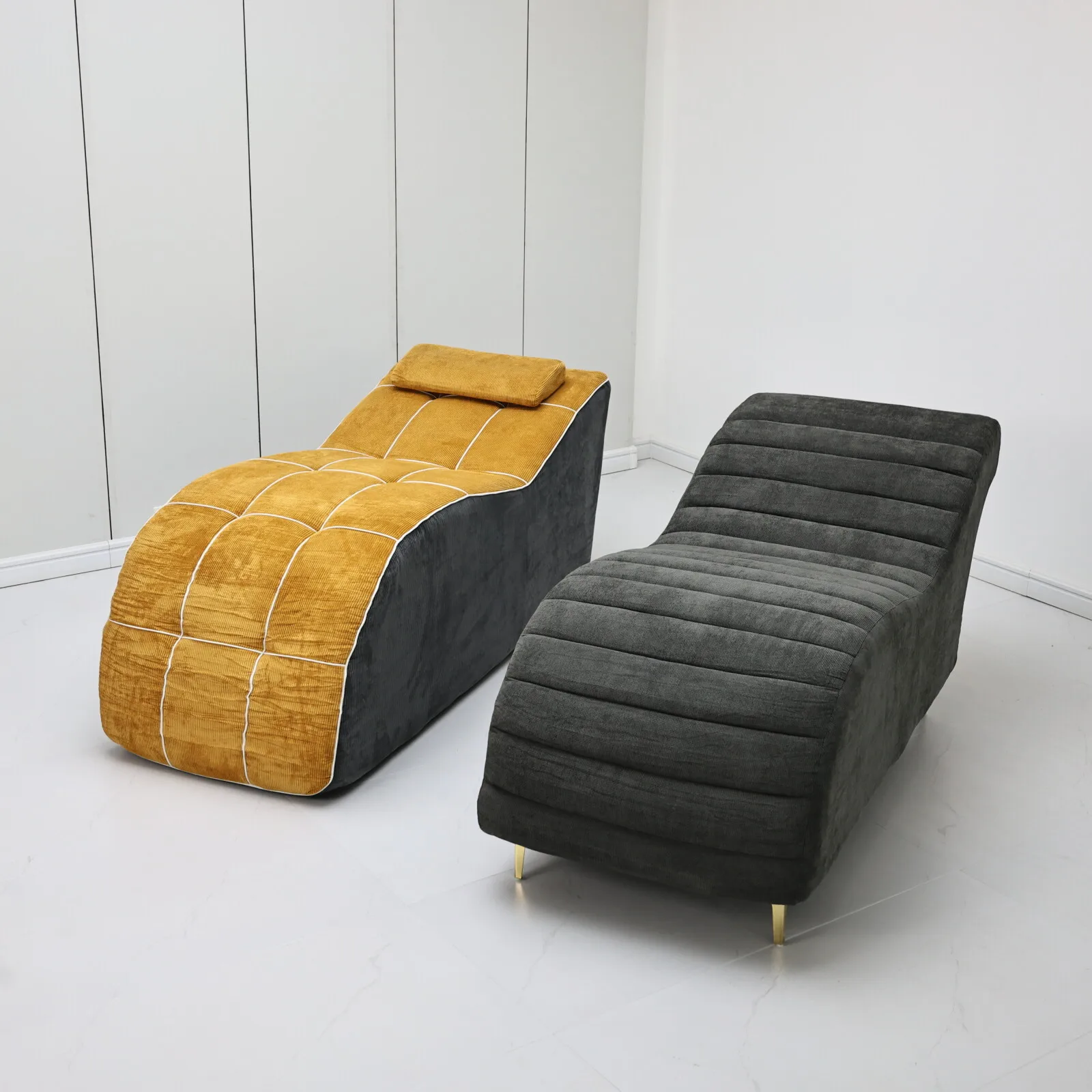S Curve Eyelash Extension Bed Corduroy Fabric Ergonomic Curved Beauty Lounger Gold Metal Legs Lash Massage Bed for Beauty Salon