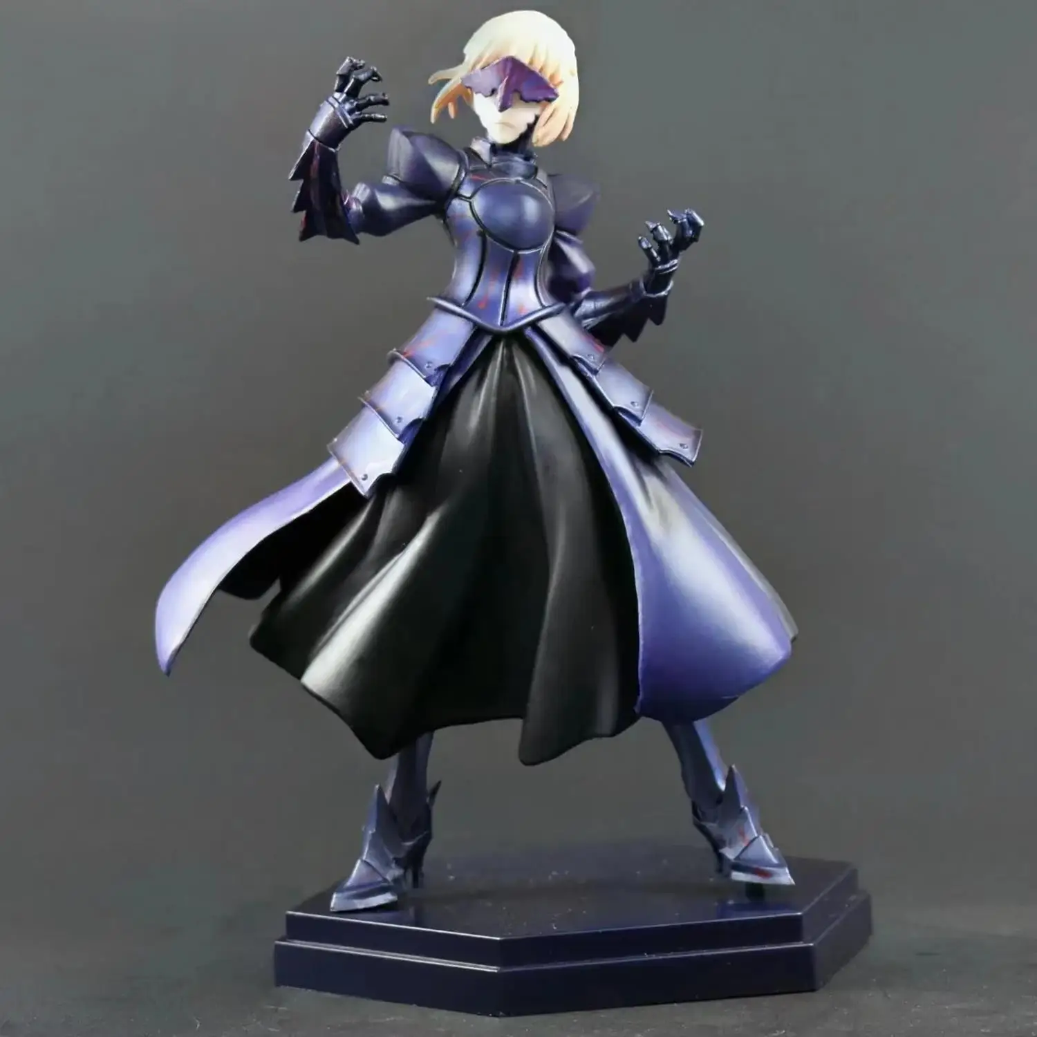 Fate Night Fate Black Sabar Black Cherry Armor Artoria Wuwang Handmade Model