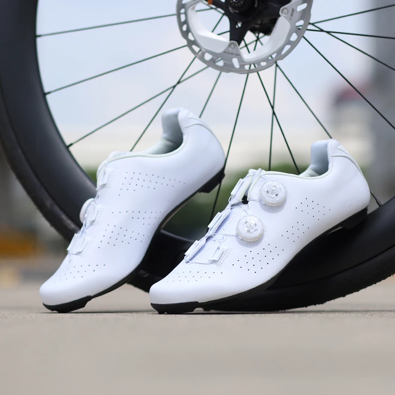 أحذية ركوب الدراجات من الكربون للدراجة الجانبية، أحذية ركوب الدراجات خفيفة للغاية وحزام بإبزيم مزدوج، أحذية ركوب الدراجات مقفلة SD020
