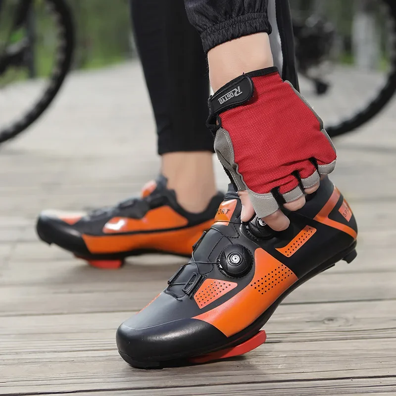 Road Bicycle Locked Shoes for Men and Women's Locked Shoes with Hard Sole Sports and Dynamic Cycling Shoes